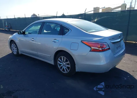2014 Nissan Altima 2.5 S из США, поврежденный, VIN 1N4AL3AP8EC407570